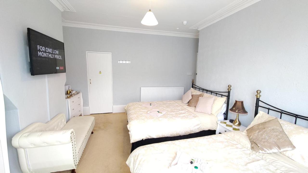 The Castleton Bed and Breakfast Blackpool Eksteriør billede