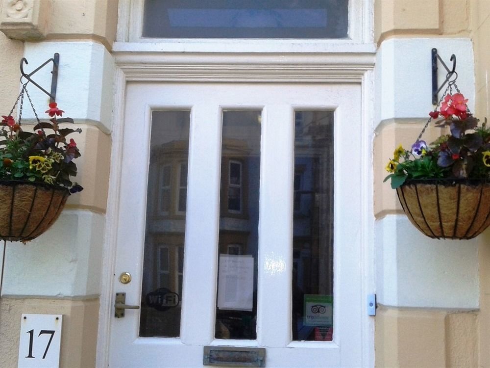 The Castleton Bed and Breakfast Blackpool Eksteriør billede
